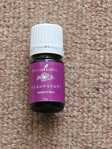 YOUNG LIVING ヤングリビング ブレンド エッセンシャルオイル ワイエルチャイルド 5ml 未開封