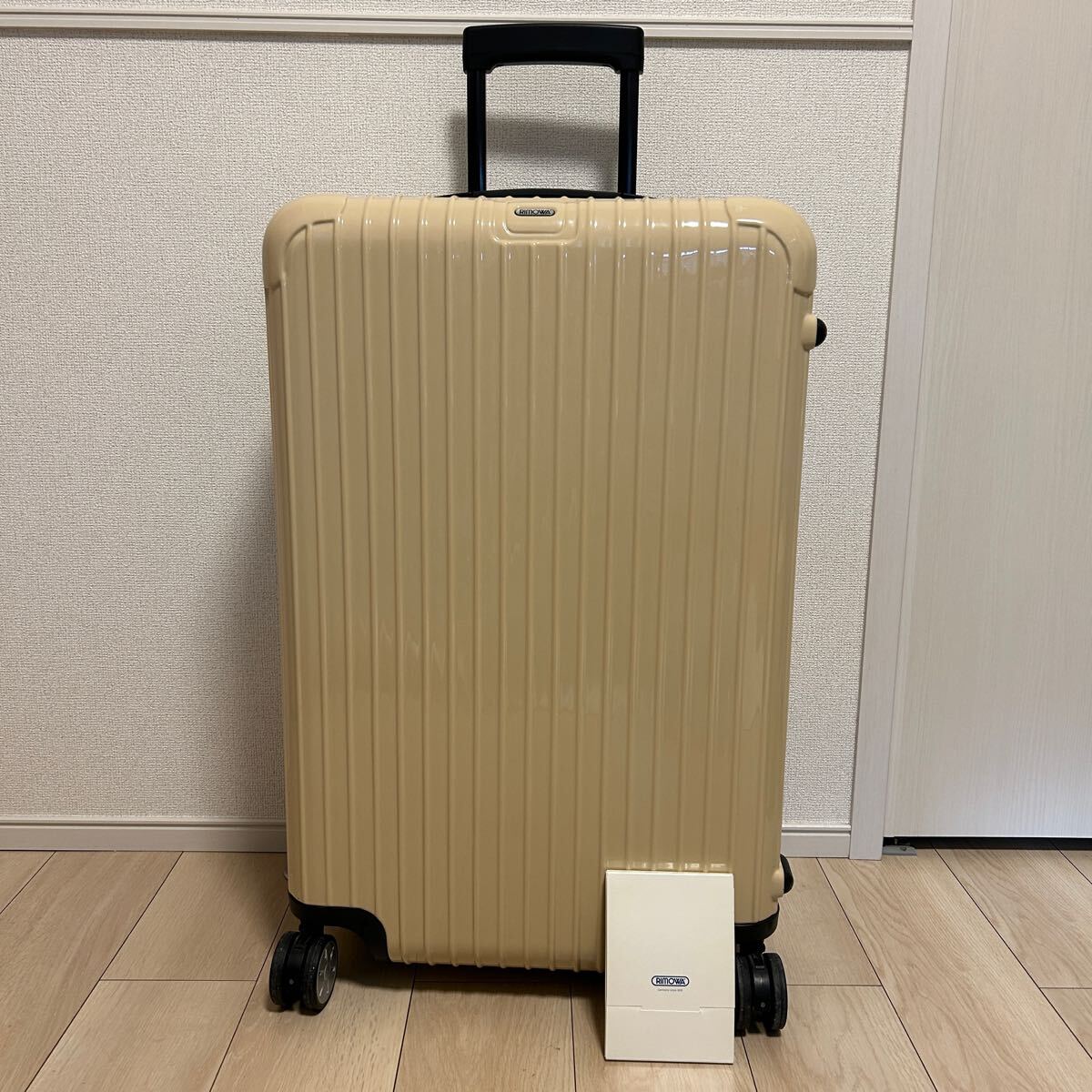 2025年最新】Yahoo!オークション -リモワ サルサ 63の中古品 2025年最新】Yahoo!オークション -リモワ サルサ 63の中古品