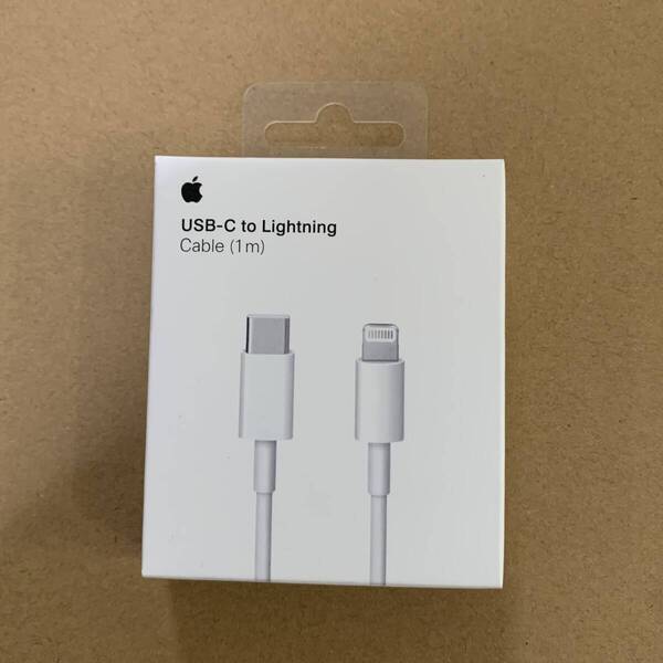 新品未使用 アップル純正 ライトニング USB-Cケーブル 1m アップル純正充電ケーブル 箱付き