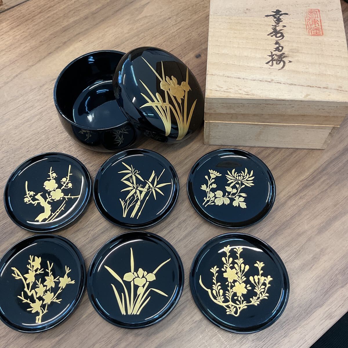 早川崇美 菊華雀蒔絵 三つ組盃 漆工芸 酒道具 美品 箱付 Q1631
