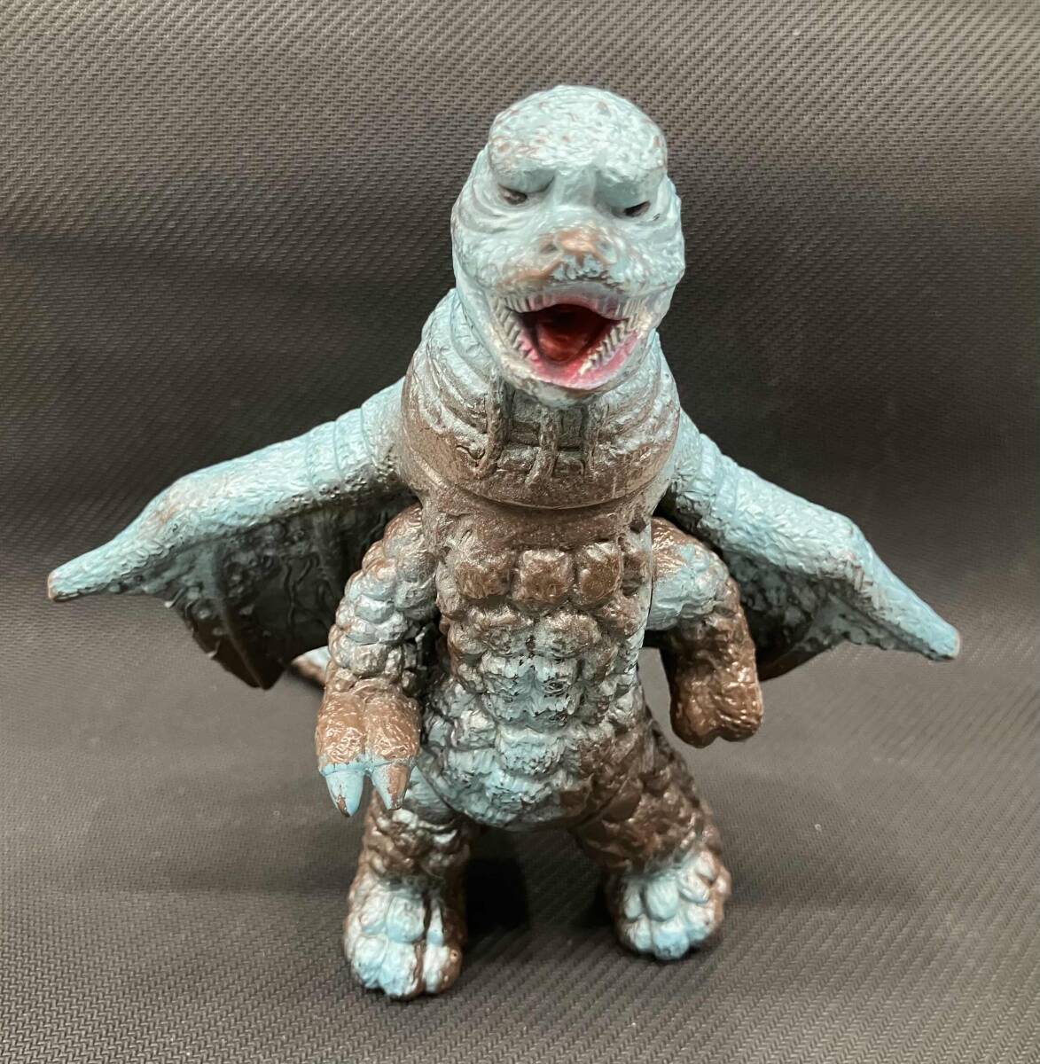 Yahoo!オークション -「ウルトラマン80 キングザウルス Yahoo!オークション -「ウルトラマン80 キングザウルス