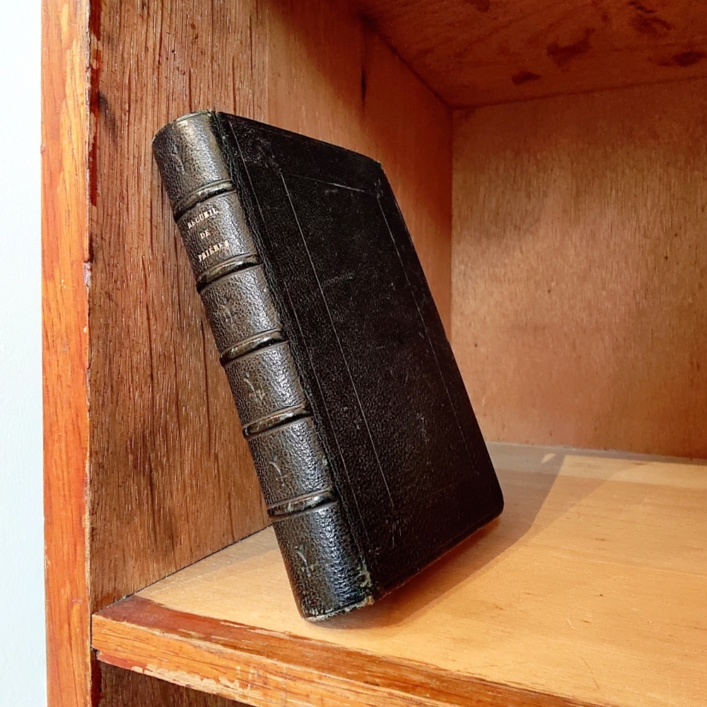 フランスアンティーク聖書/金具と金彩の素敵な祈祷書/古書｜古書