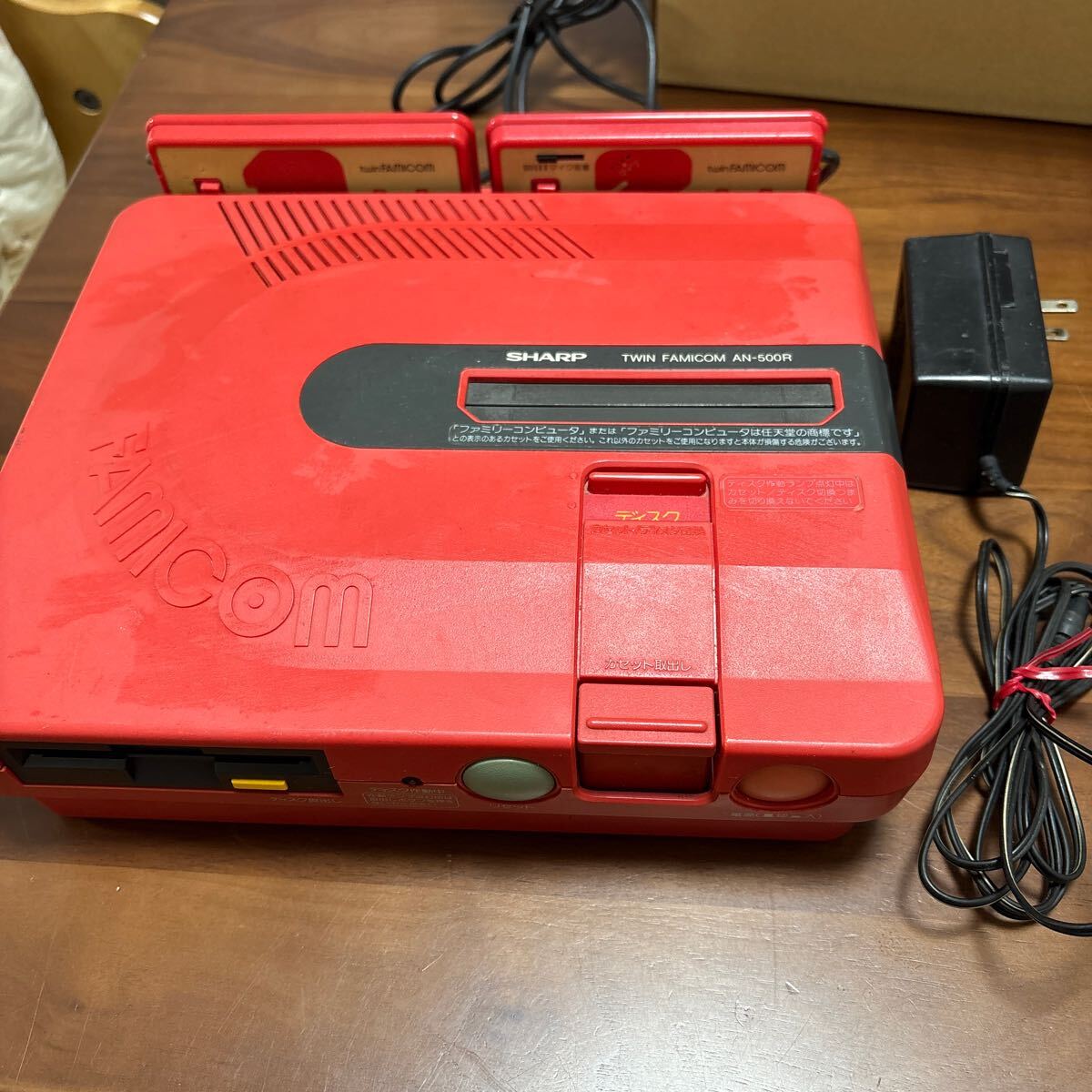 Yahoo!オークション -「ツインファミコン 赤」の落札相場・落札価格 Yahoo!オークション -「ツインファミコン 赤」の落札相場・落札価格
