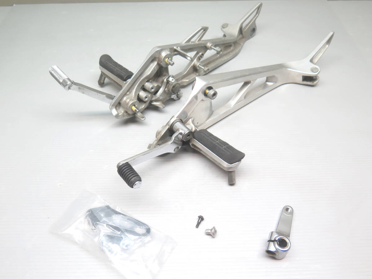 ホンダ CBR1100XX ステップ 左右 MAT 純正 中古 バイク 部品
