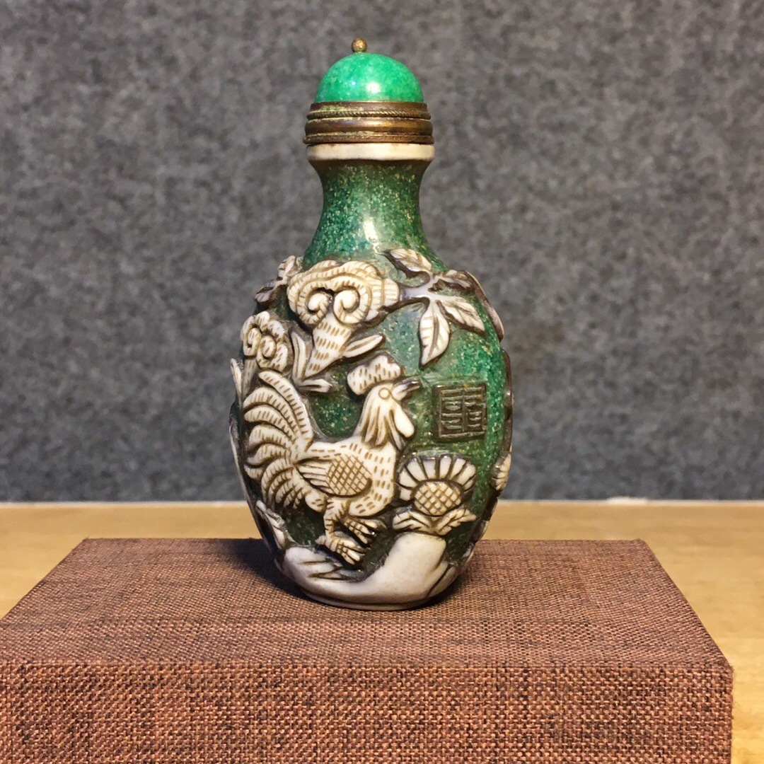 琉璃製・細密彫・大吉大利紋・鼻煙壺・根付・裝身具』極細工 古