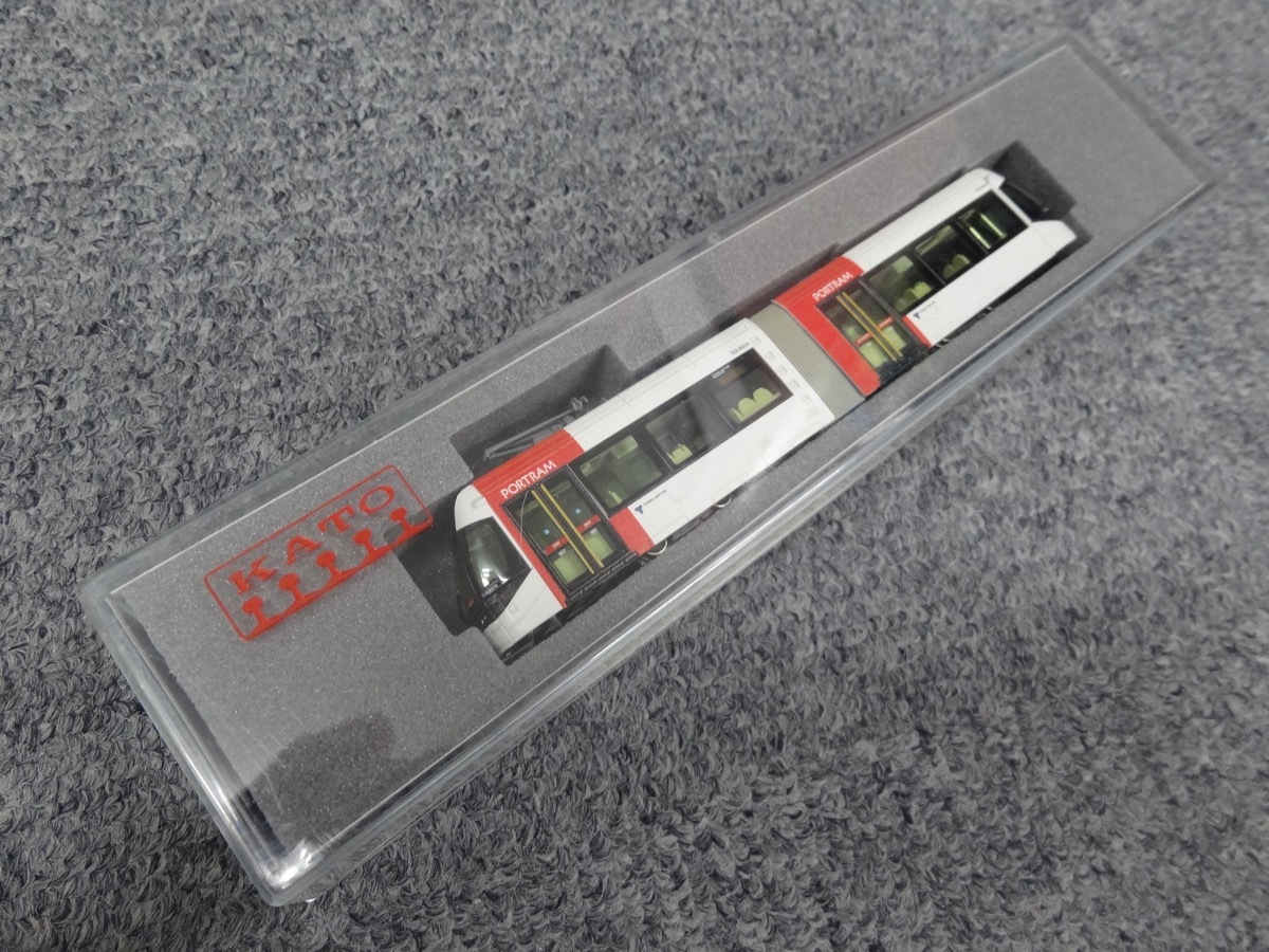 Yahoo!オークション -「kato 富山ライトレール」(Nゲージ) (鉄道 Yahoo!オークション -「kato 富山ライトレール」(Nゲージ) (鉄道