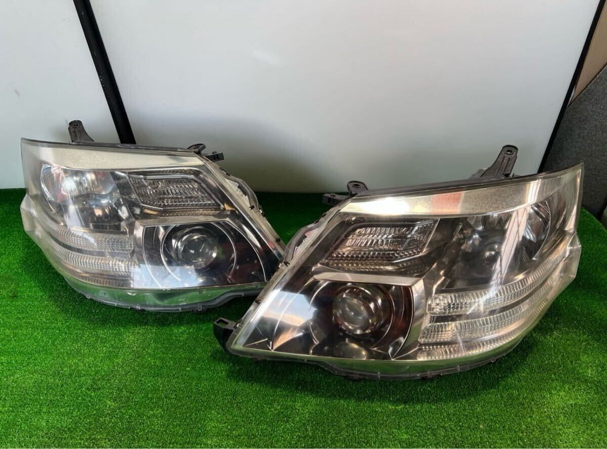 10系 アルファード ヘッドライト 左右AFS付 ICHIKOH 58-17 美品 10系 アルファード HID AFS付 ICHIKOH 58-17 - メルカリ