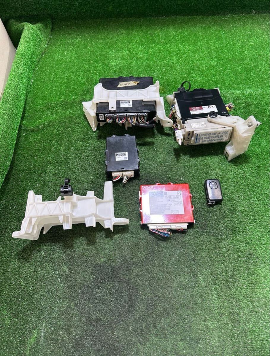 Yahoo!オークション -「トヨタ スマートキー」(トヨタ用