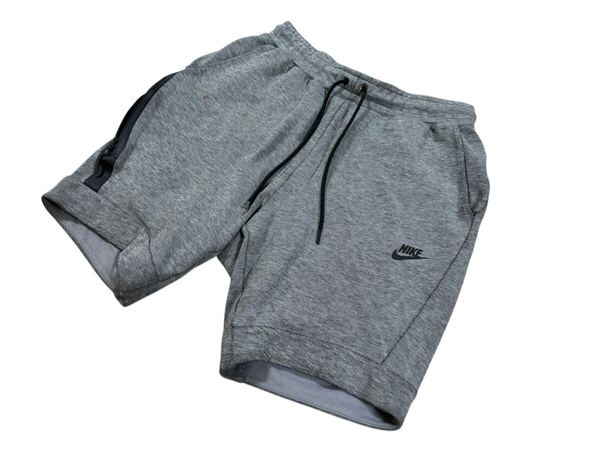 ★送料無料・お洒落★お洒落 ナイキ テックフリース ハーフパンツ NIKE ショートパンツ