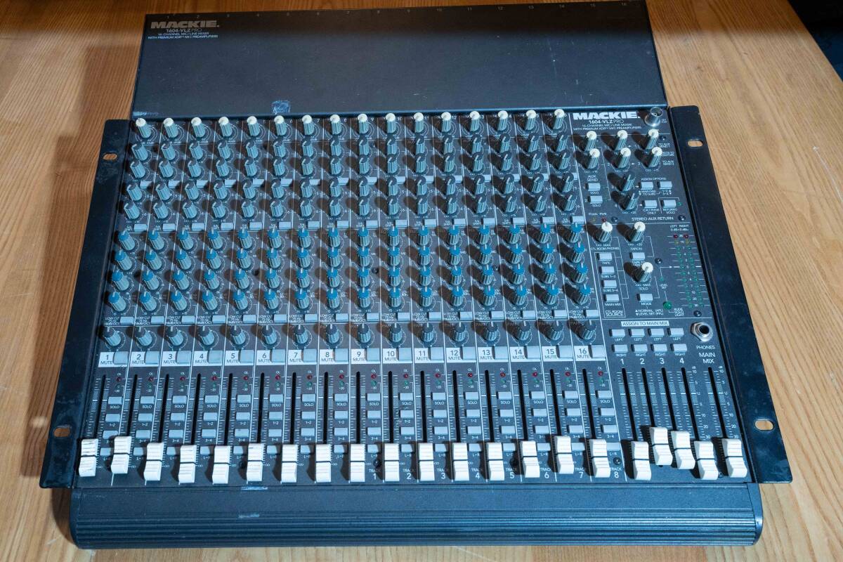 Yahoo!オークション -「mackie 1604 vlz pro」の落札相場・落札価格