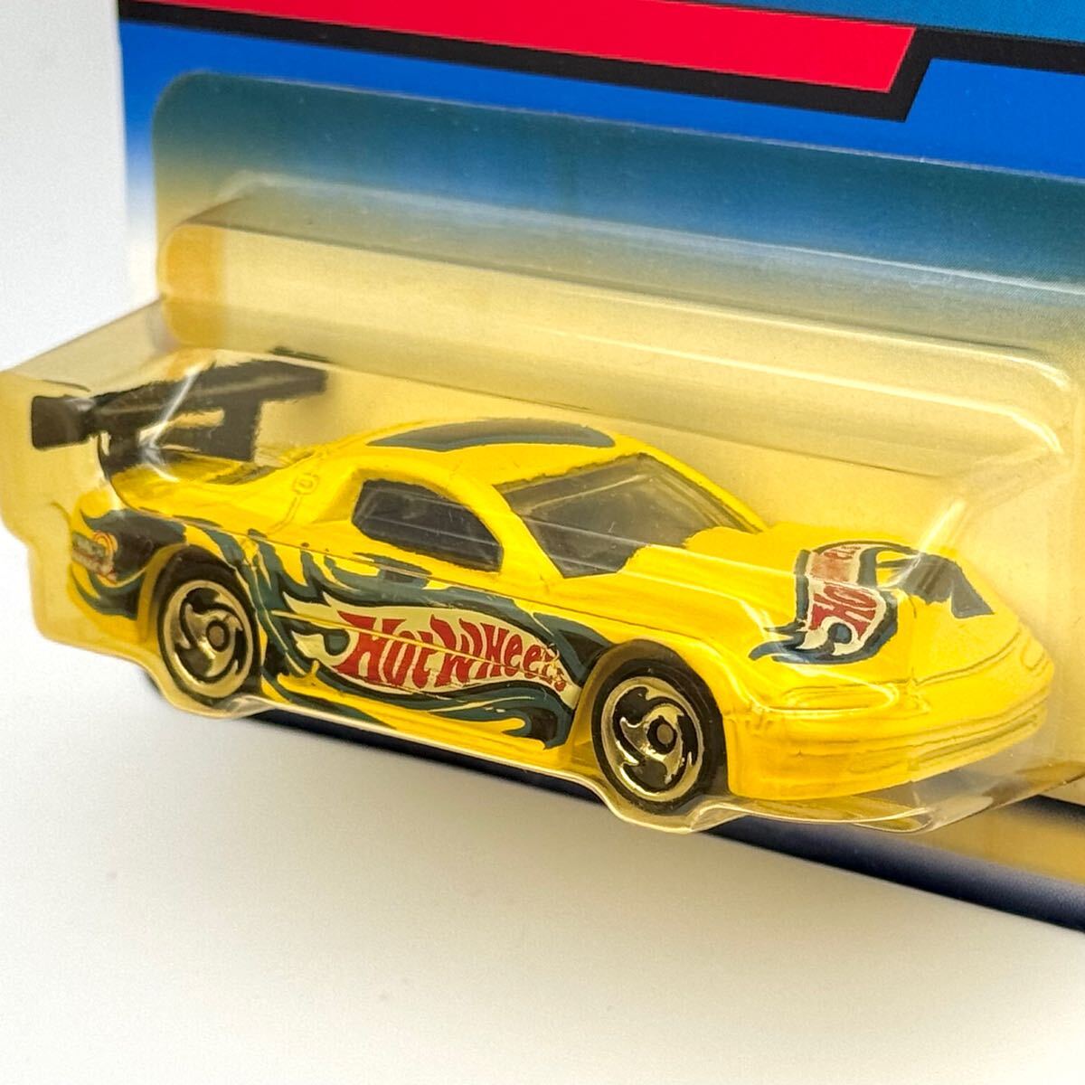 OLDS AURORAのレビュー！GTS-1とノーマル車を2つ同時に紹介