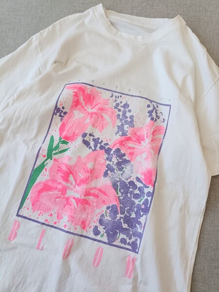 80〜90年代 アメリカ古着 ヴィンテージアートプリントTシャツ シングルステッチ 花柄 ホワイト 白 トップス 半袖Tシャツ L クルーネック
