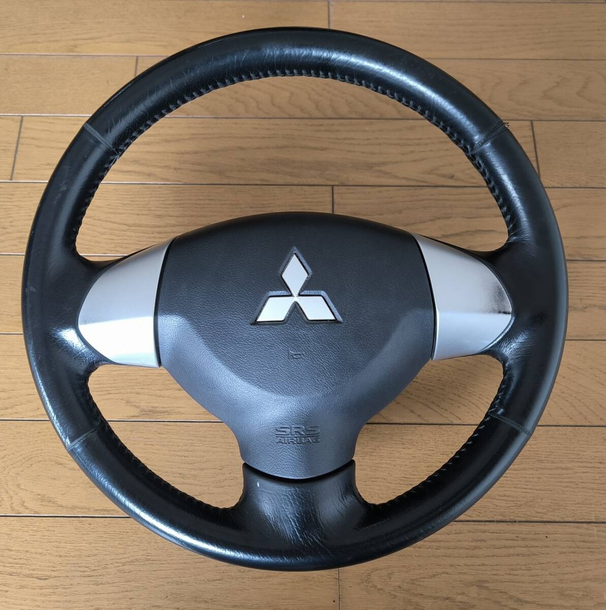 Yahoo!オークション -「旧車」(ステアリング、ハンドル本体 Yahoo!オークション -「旧車」(ステアリング、ハンドル本体