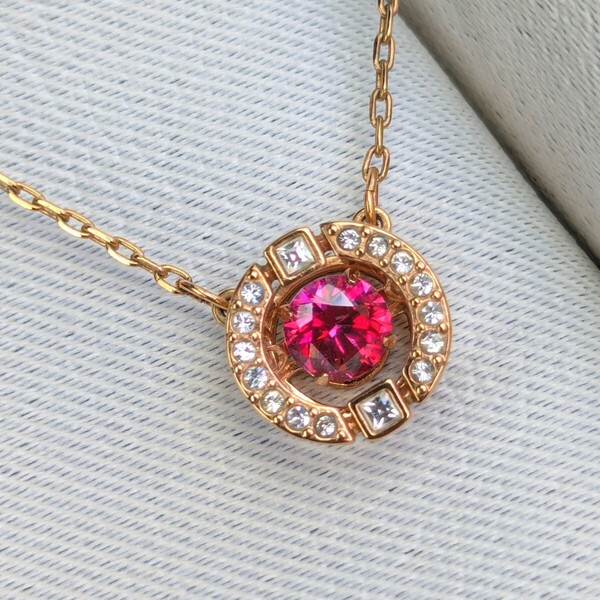 SWAROVSKI Sparkling Dance Round Rose Gold/Red ダンシングクリスタル パヴェ ラウンド ネックレス ローズゴールド