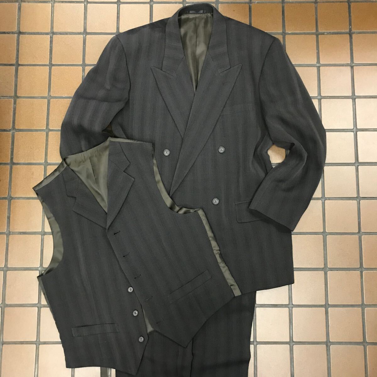 2025年最新】Yahoo!オークション -ダブルスーツ ブラウンの中古