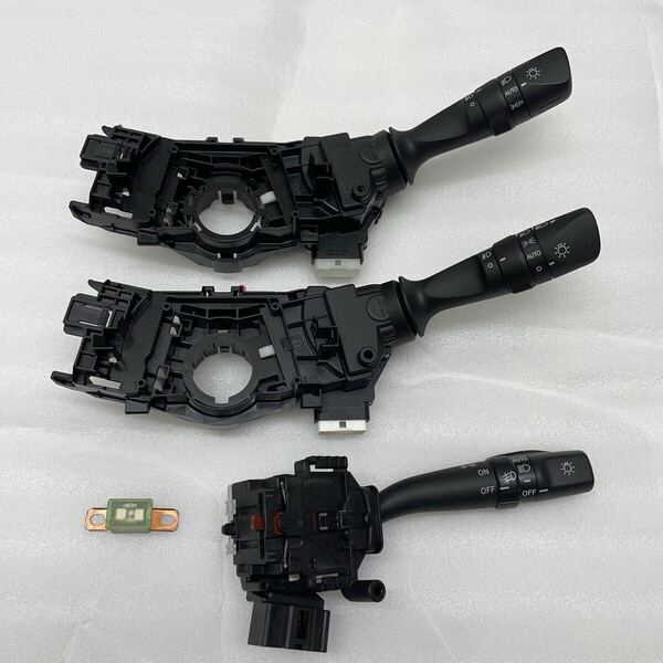 新品☆200系 ハイエース☆純正ディマースイッチ☆フォグランプスイッチ付き☆1〜3.4.5.6〜9型対応☆ダークプライムⅡ.DX.ナロー.ワイド