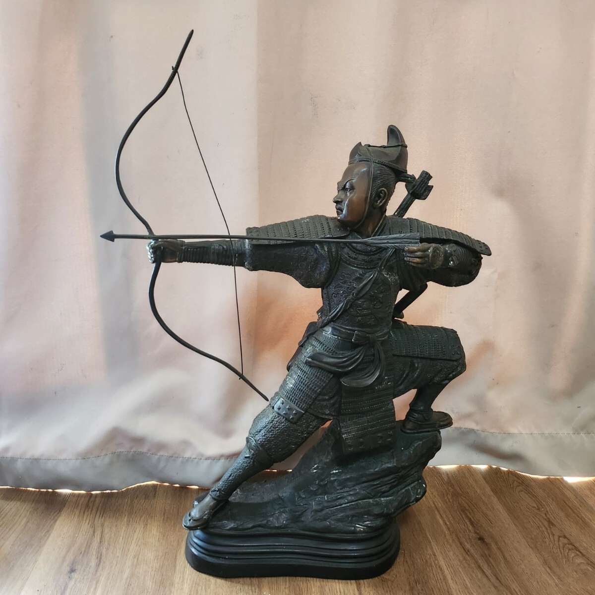 木彫り 武将 武士 武者 侍 置物 特大 希少 オイルステイン 彫刻 骨董