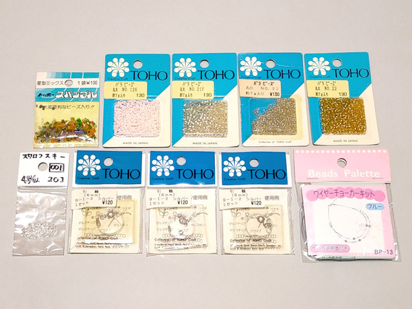 手芸パーツ バラビーズ:丸大7g3個&丸小7g1個 星形ミックス1個 スワロフスキー1個 引輪6㎜3個 ワイヤーチョーカーキット