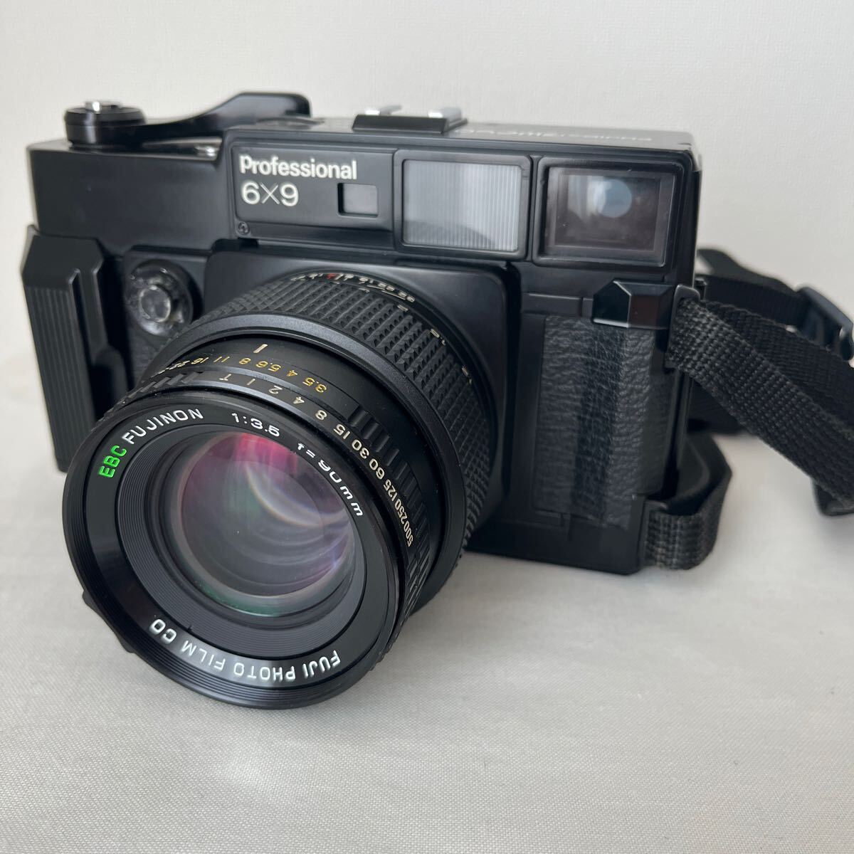 Yahoo!オークション -「fujica gw690」の落札相場・落札価格 Yahoo!オークション -「fujica gw690」の落札相場・落札価格