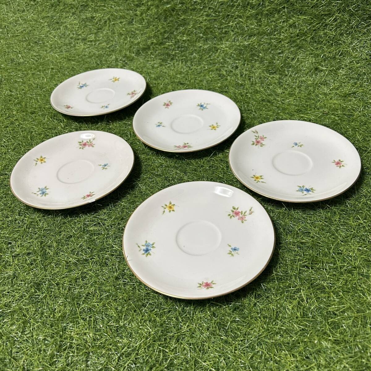 2025年最新】Yahoo!オークション -大倉陶園 小花の中古品・新品 2025年最新】Yahoo!オークション -大倉陶園 小花の中古品・新品