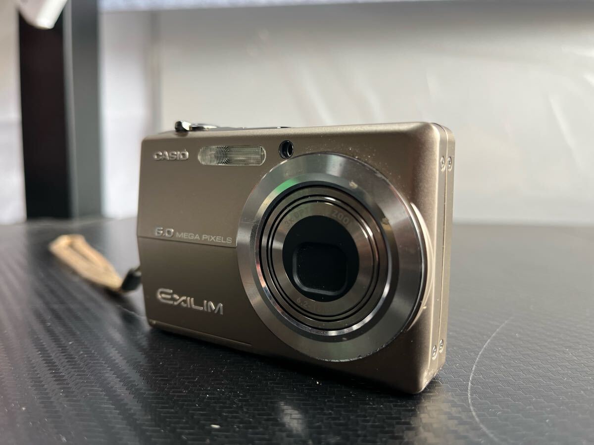 Yahoo!オークション -「exilim ex-z600」の落札相場・落札価格 Yahoo!オークション -「exilim ex-z600」の落札相場・落札価格