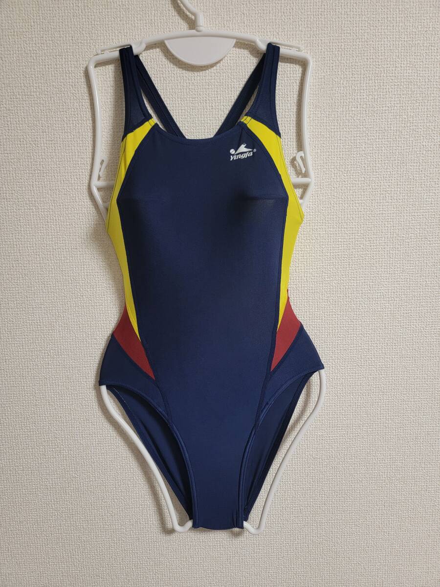 Yahoo!オークション - 劇レア 入手困難品 adidasの競泳用