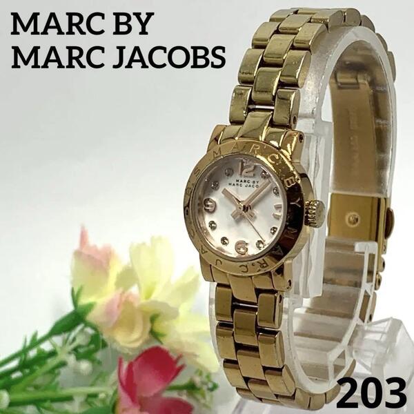 203 稼働品 MARC BY MARC JACOBS マークバイマークジェイコブス レディース 腕時計 ゴールド 電池交換済 クオーツ式 人気 希少 ビンテージ