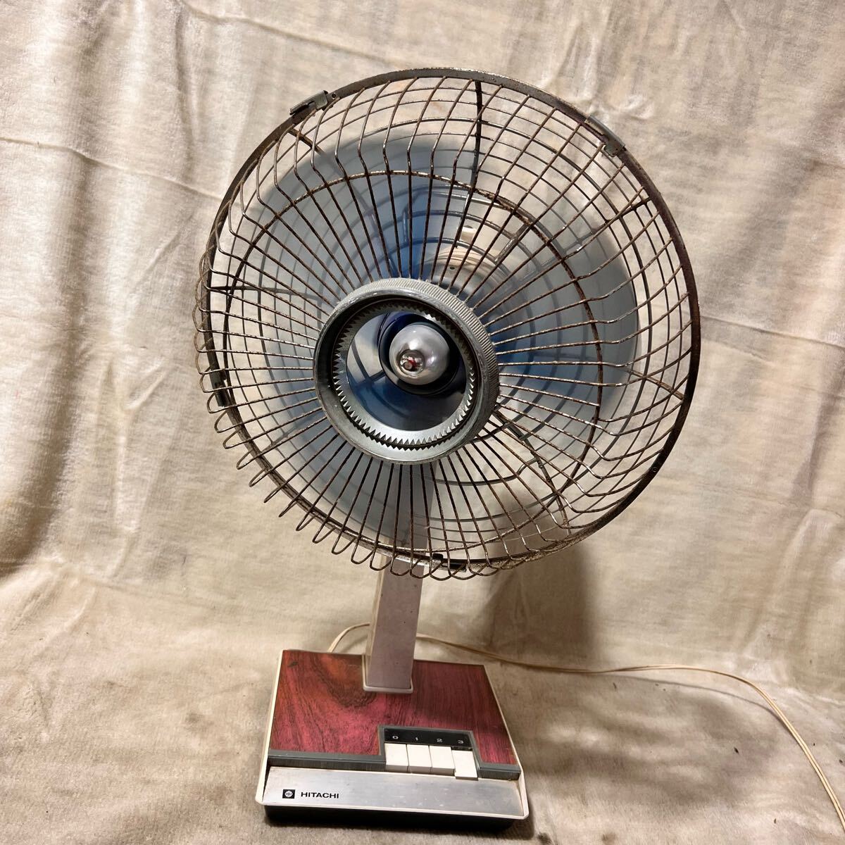 Yahoo!オークション -「昭和レトロ日立hitachi」(扇風機) (電化 Yahoo!オークション -「昭和レトロ日立hitachi」(扇風機) (電化