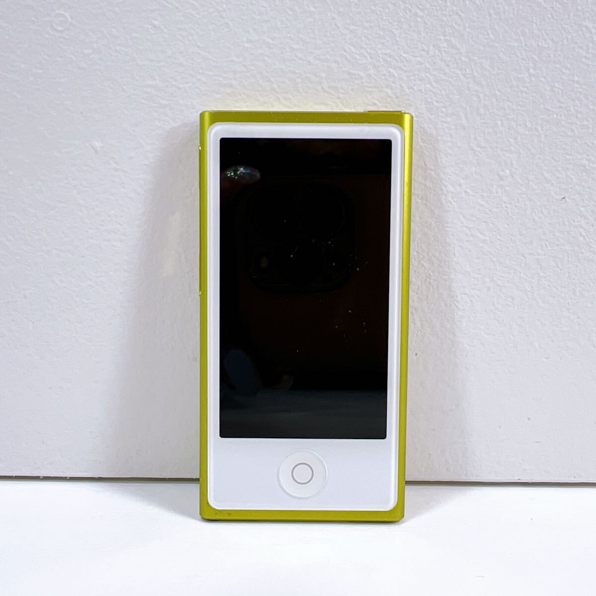 Yahoo!オークション -「ipod イエロー」(iPod nano) (iPod本体 Yahoo!オークション -「ipod イエロー」(iPod nano) (iPod本体