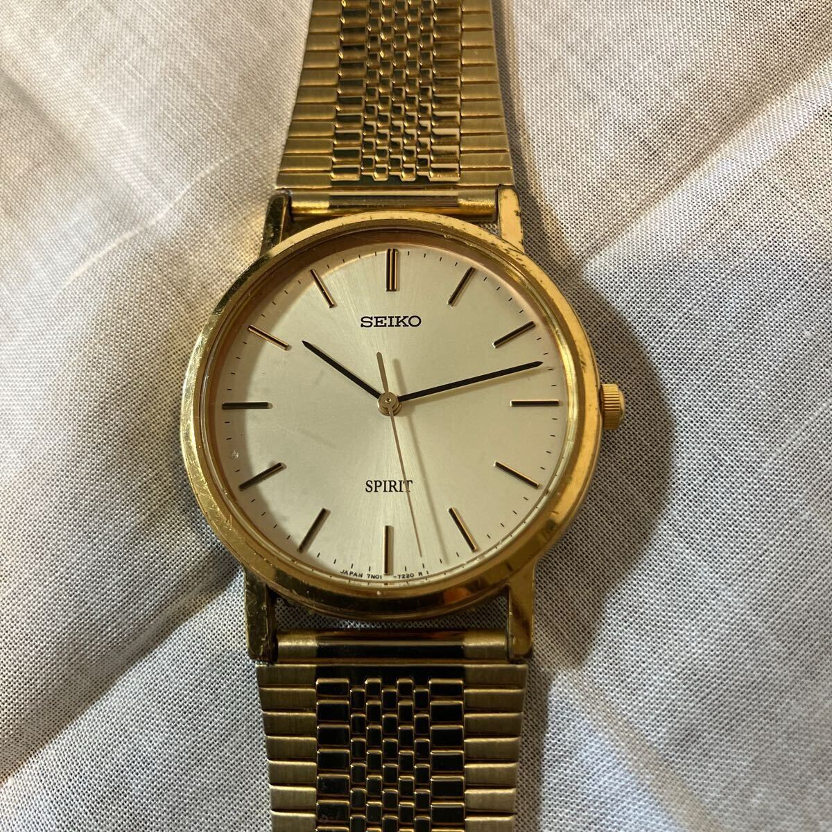 セイコー SEIKO スピリット 未使用 年差クォーツ サファイア