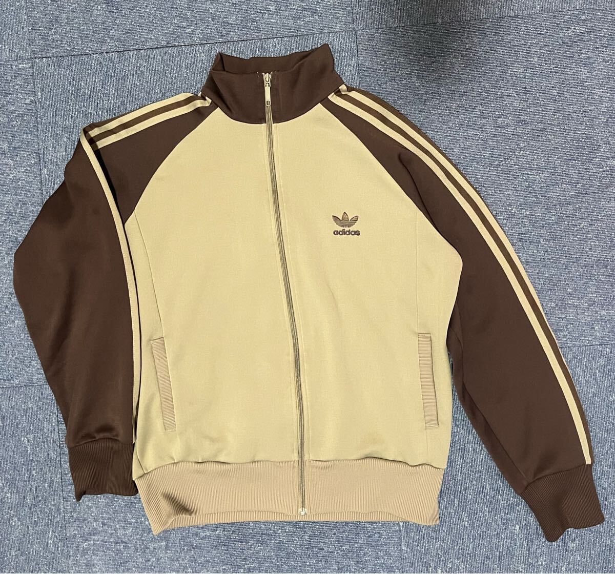 Yahoo!オークション -「トラックジャケット adidas ブラウン」の Yahoo!オークション -「トラックジャケット adidas ブラウン」の