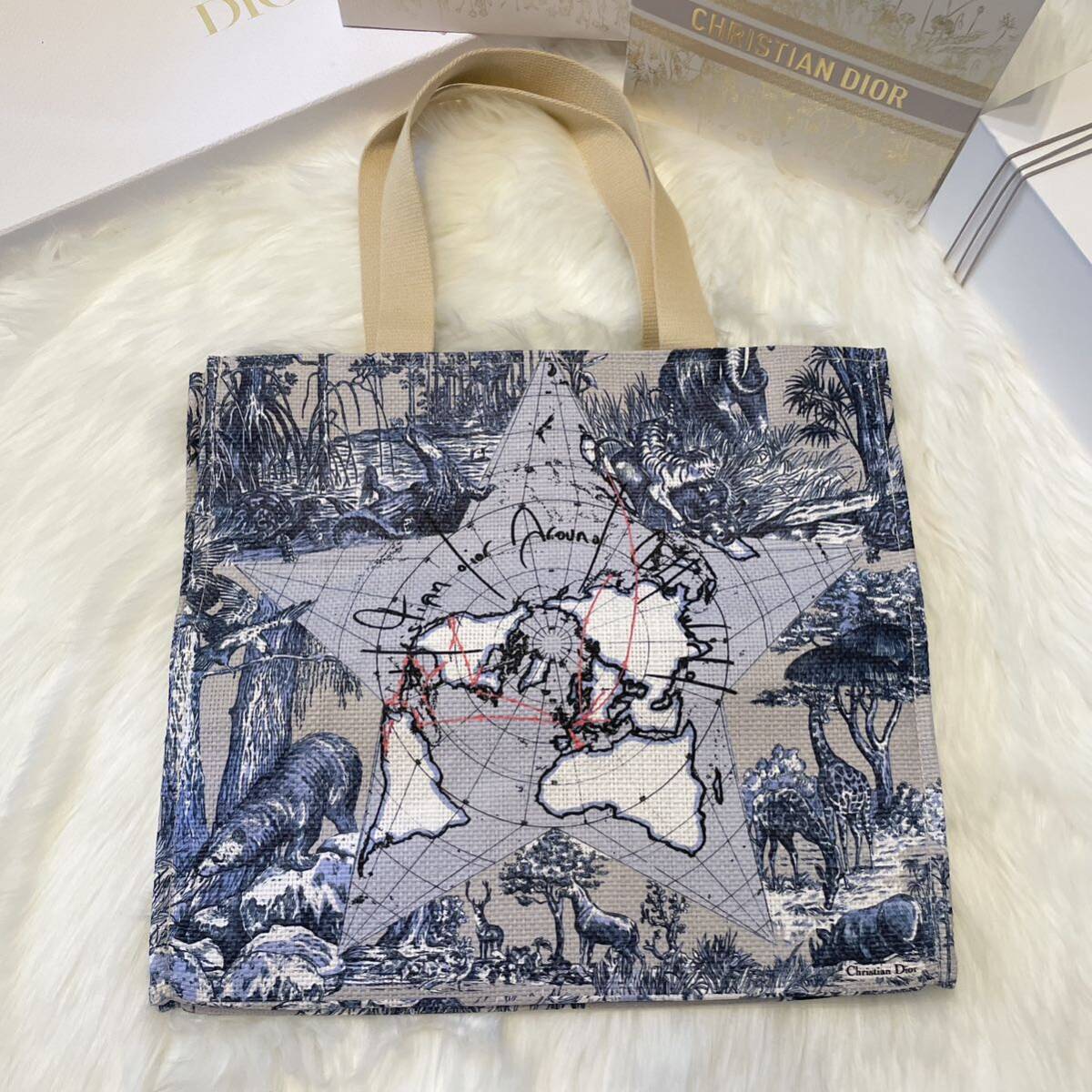 DIOR ディオール プラチナ会員 バースデーギフト ノベルティ