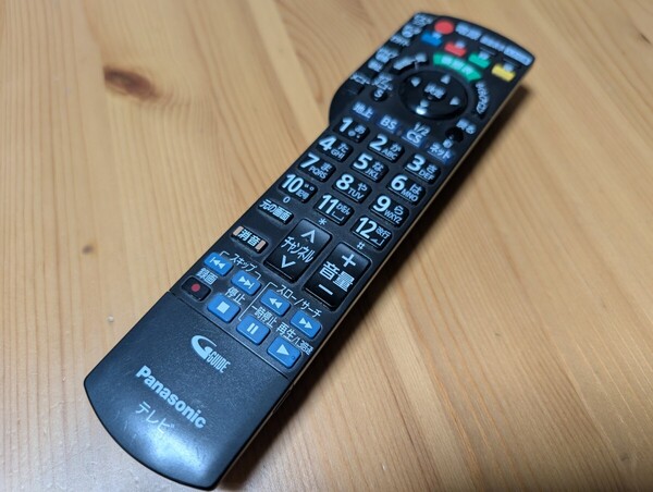 送料無料 AQ【即決/動作確認済/不良品返金保証】TVリモコン 信号確認済 Panasonic n2qayb000588