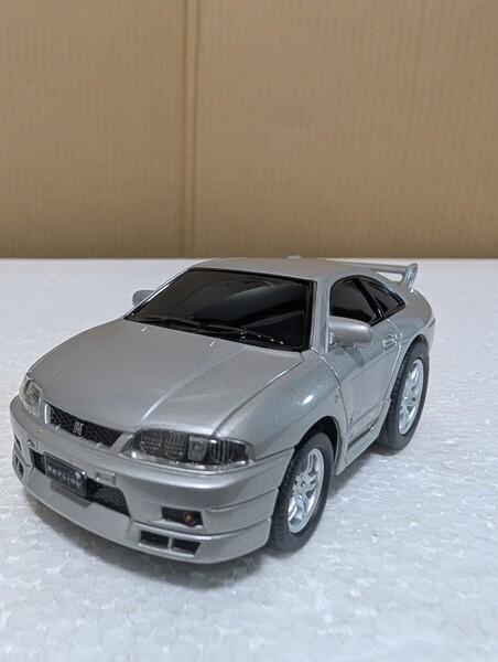 絶版ミニカー ドライブタウン プルバックカー スカイライン R33 GT-R NISSAN SKYLINE BNR33 スカイラインGTR 33GTR