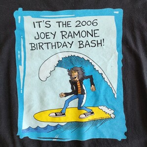 【超レア】RAMONES ジョーイ・ラモーン Tシャツ JOEY RAMONE 2006 BIRTHDAY BASH