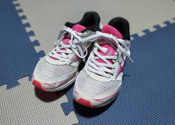 送料無料●MIZUNO●ミズノ●WAVE EMPEROR TR●ウェーブエンペラーTR●ランニングシューズ●24cm●USED●仕事●作業●散歩●使用感有