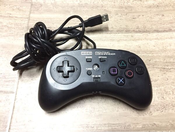 ☆動作品即決☆PS4 ホリ ファイティングコマンダー コントローラー PS4/3 PC対応 S