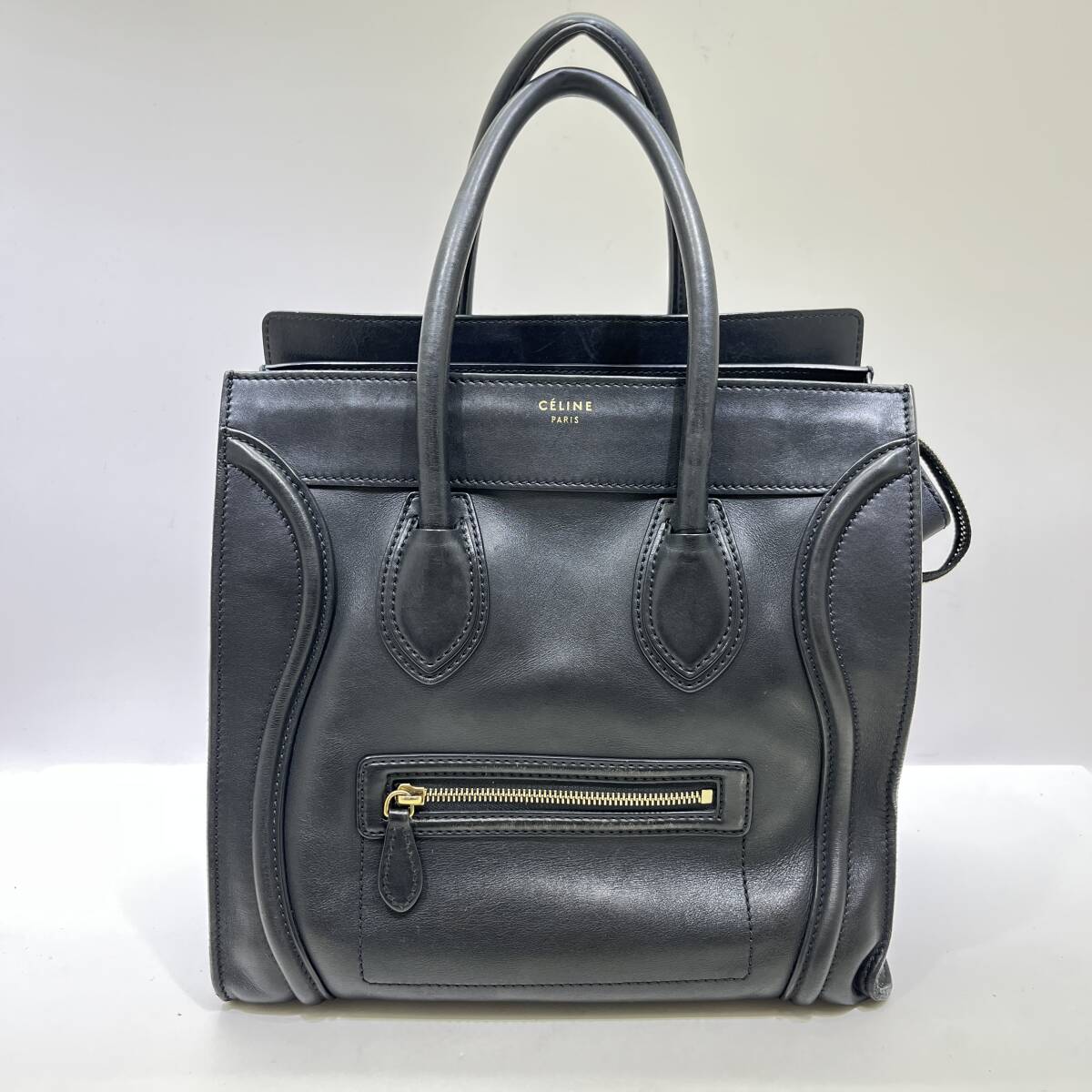 Yahoo!オークション -「celine ラゲージ マイクロ」の落札相場 Yahoo!オークション -「celine ラゲージ マイクロ」の落札相場