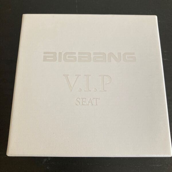 未使用BIGBANG VIP SEAT スワロフスキー ネックレス ペンダント G-DRAGON TOP SOL D-LITE VI ジヨン トップ ヨンベ テソン スンリ
