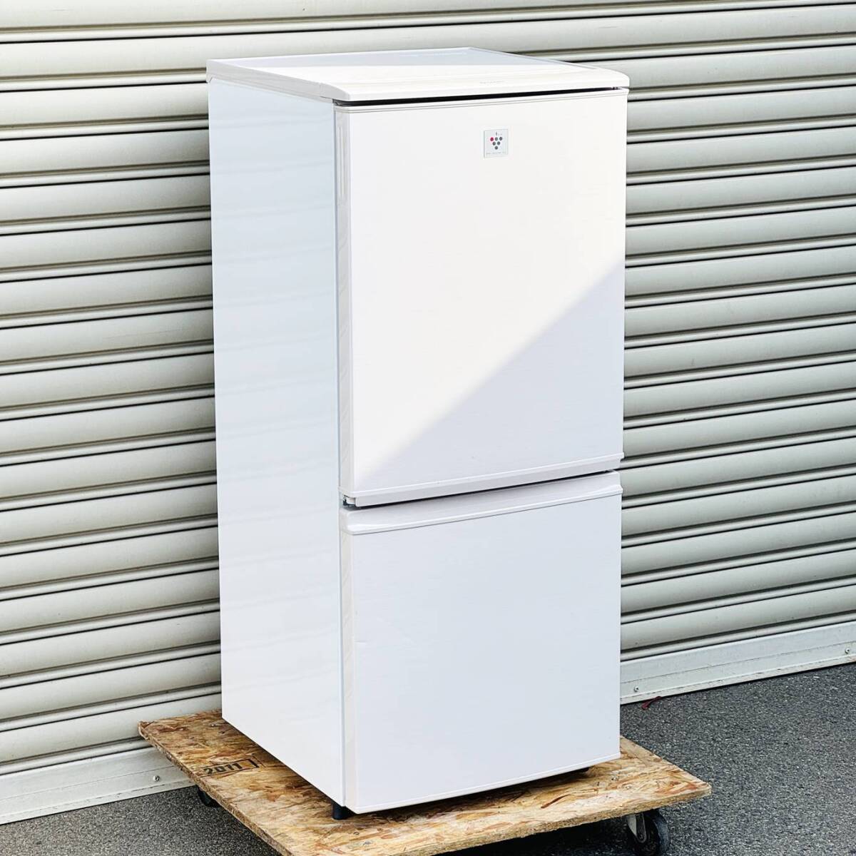 2025年最新】Yahoo!オークション -シャープ冷蔵庫137の中古品 2025年最新】Yahoo!オークション -シャープ冷蔵庫137の中古品