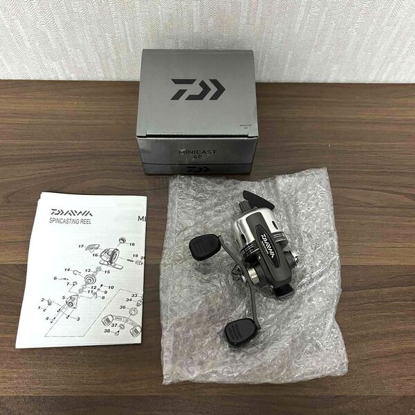 Daiwa Minicast Spincast Reel USダイワ ミニキャスト スピンキャスト リール 40 ダイワ