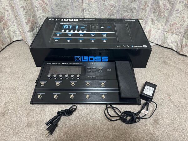 ★超美品★ BOSS GT-1000 室内のみで使用 最新Ver.4.00