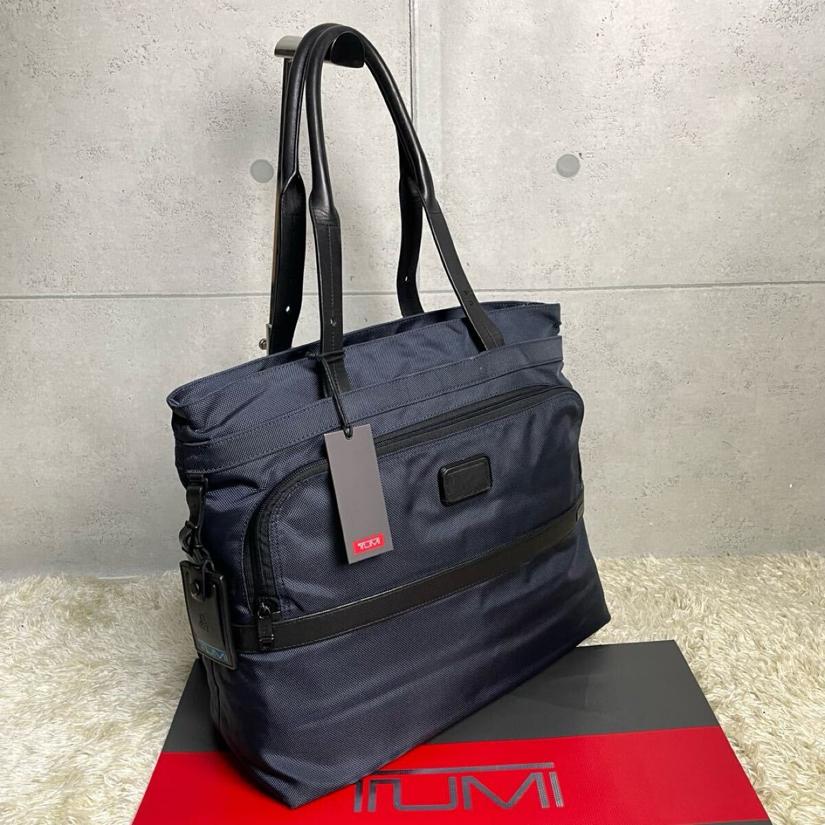 Yahoo!オークション -「tumi コンパニオントート」(トゥミ) (と Yahoo!オークション -「tumi コンパニオントート」(トゥミ) (と