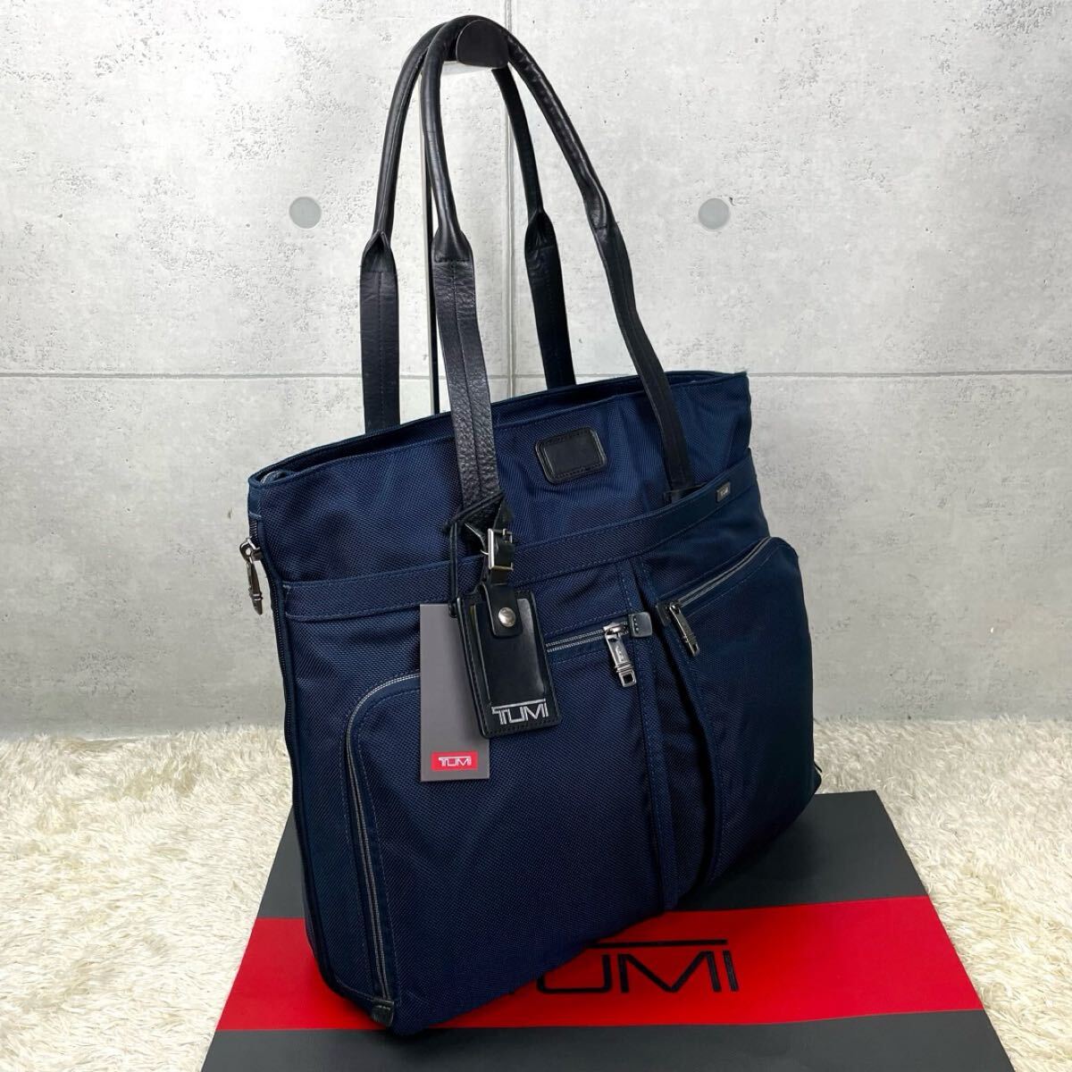 Yahoo!オークション -「tumi コンパニオントート」(トゥミ) (と Yahoo!オークション -「tumi コンパニオントート」(トゥミ) (と