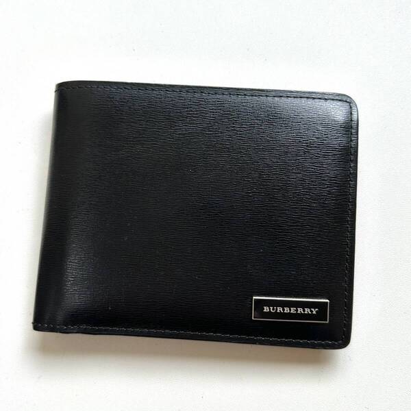 バーバリー BUBERRY 二つ折り財布 ブラック ノバチェック 美品
