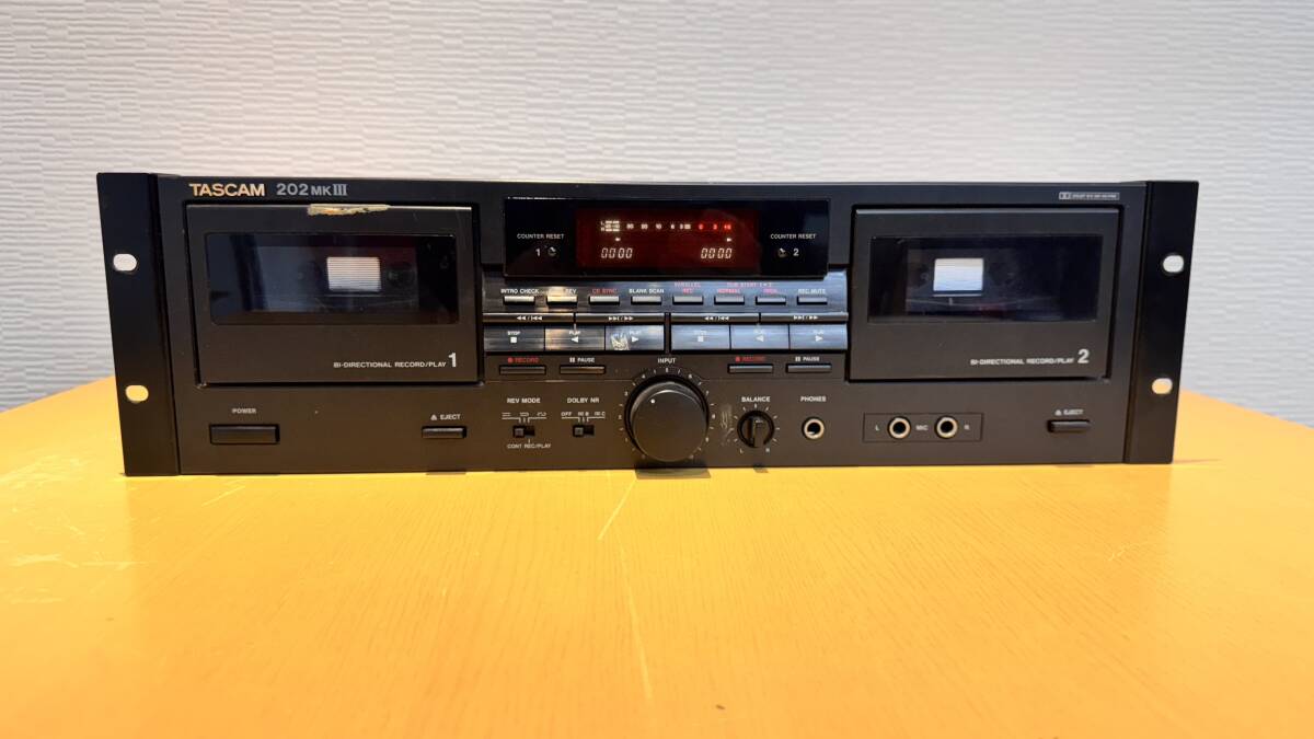 Yahoo!オークション - TASCAM 202MKIII ダブルカセットデッキ Yahoo!オークション - TASCAM 202MKIII ダブルカセットデッキ