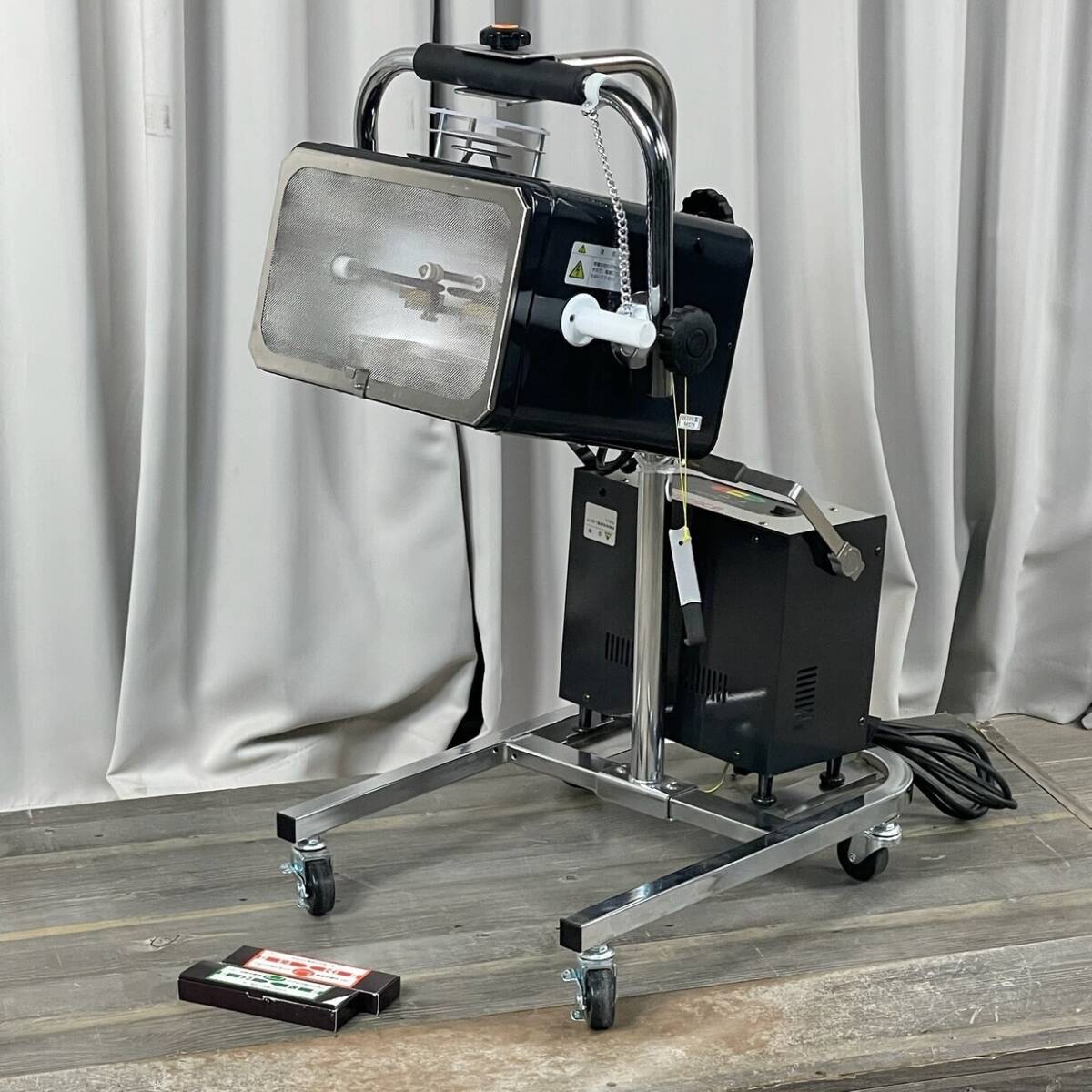 Yahoo!オークション -「光線治療器 サナモア」(ビューティー Yahoo!オークション -「光線治療器 サナモア」(ビューティー