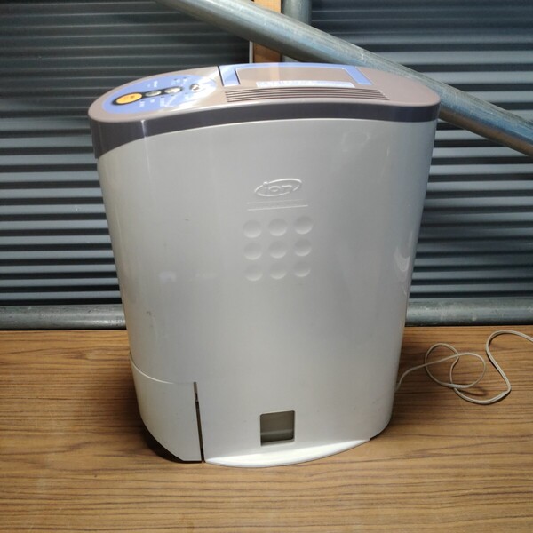 送料無料(825)ナショナル National 乾燥除湿機 F-Y56Z1