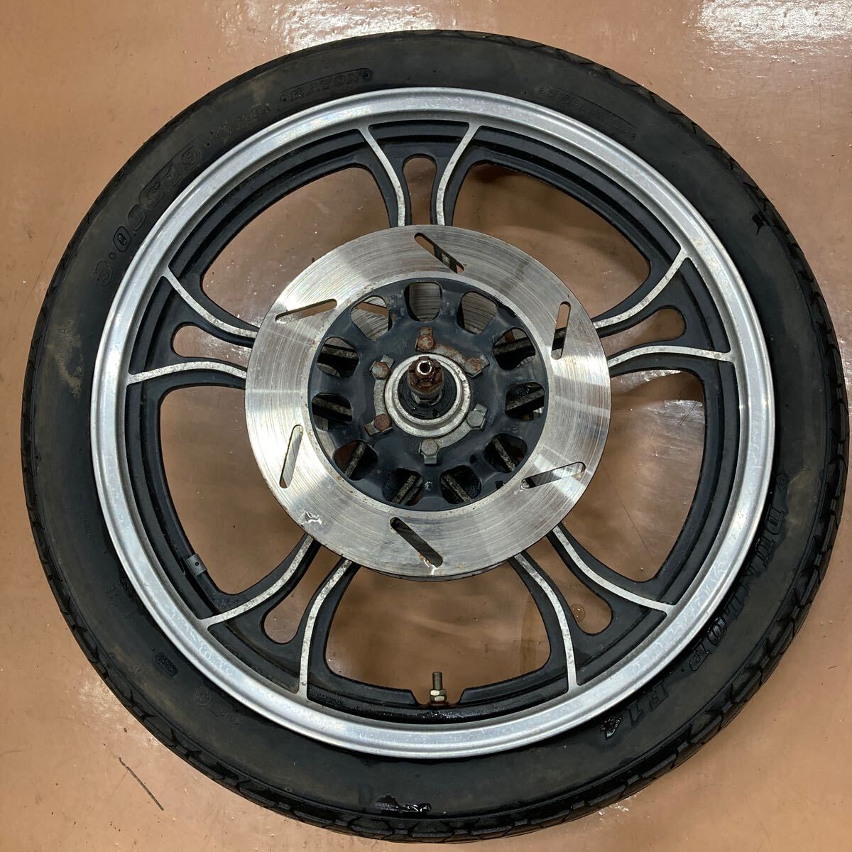 Yahoo!オークション -「xj400d ホイール」の落札相場・落札価格 Yahoo!オークション -「xj400d ホイール」の落札相場・落札価格