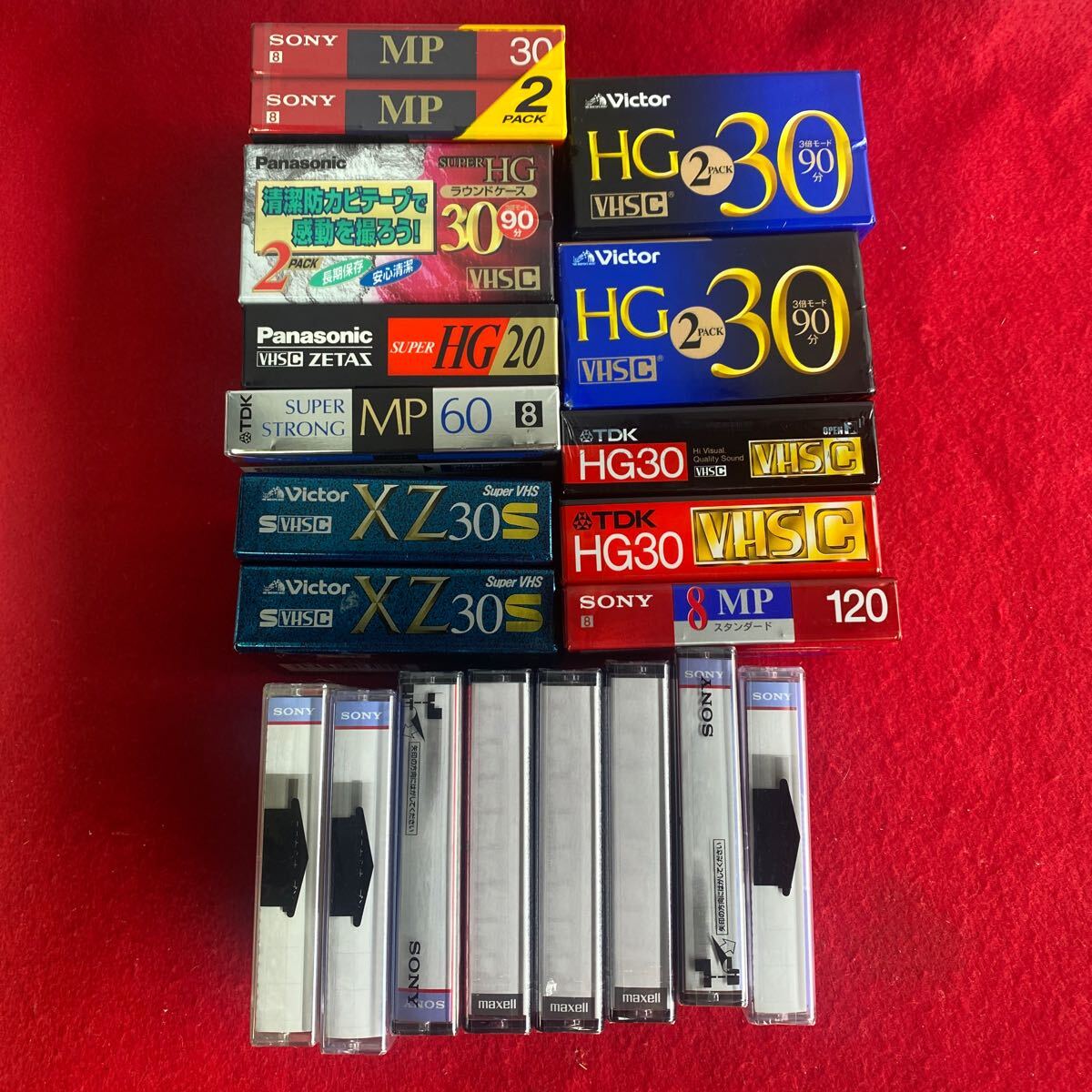 新品 未開封 記憶媒体 合計126点 VHS/CD-R RW/HI8/HG